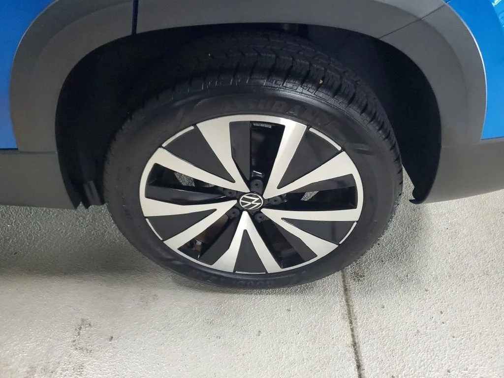 2022 Volkswagen Taos 1.5T SE photo 7