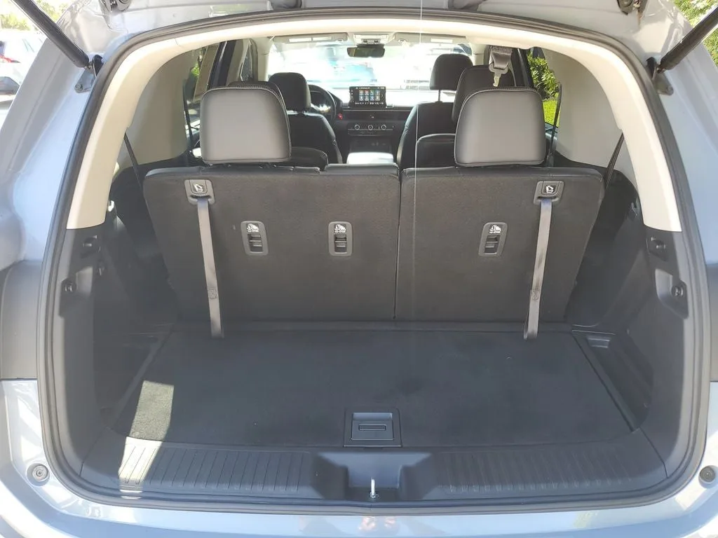 2025 Honda Pilot Touring photo 10
