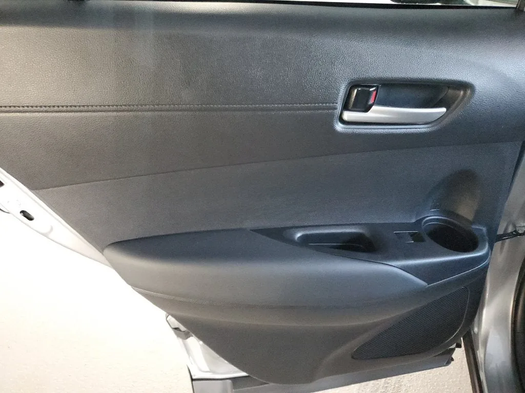 2026 Toyota Corolla Cross XLE photo 12
