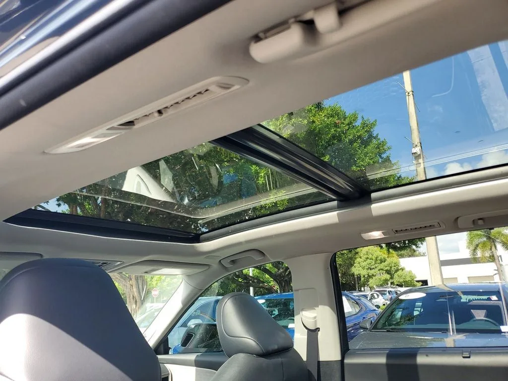 2024 Toyota Grand Highlander Platinum photo 16