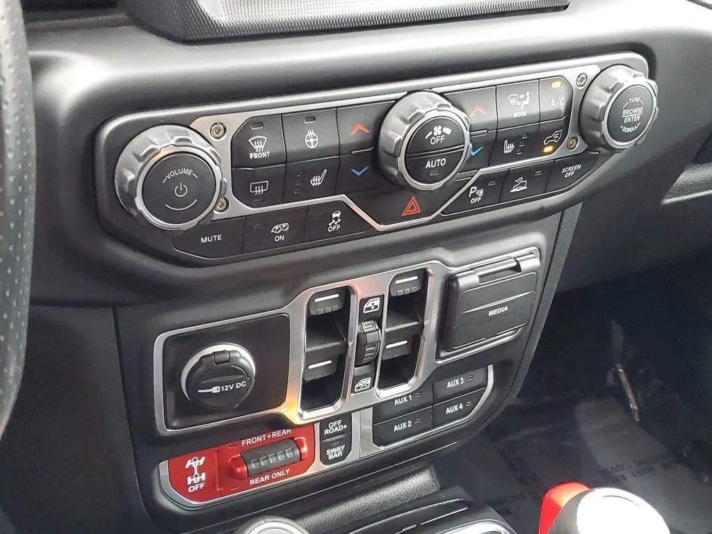 2023 Jeep Wrangler Rubicon 392 photo 29