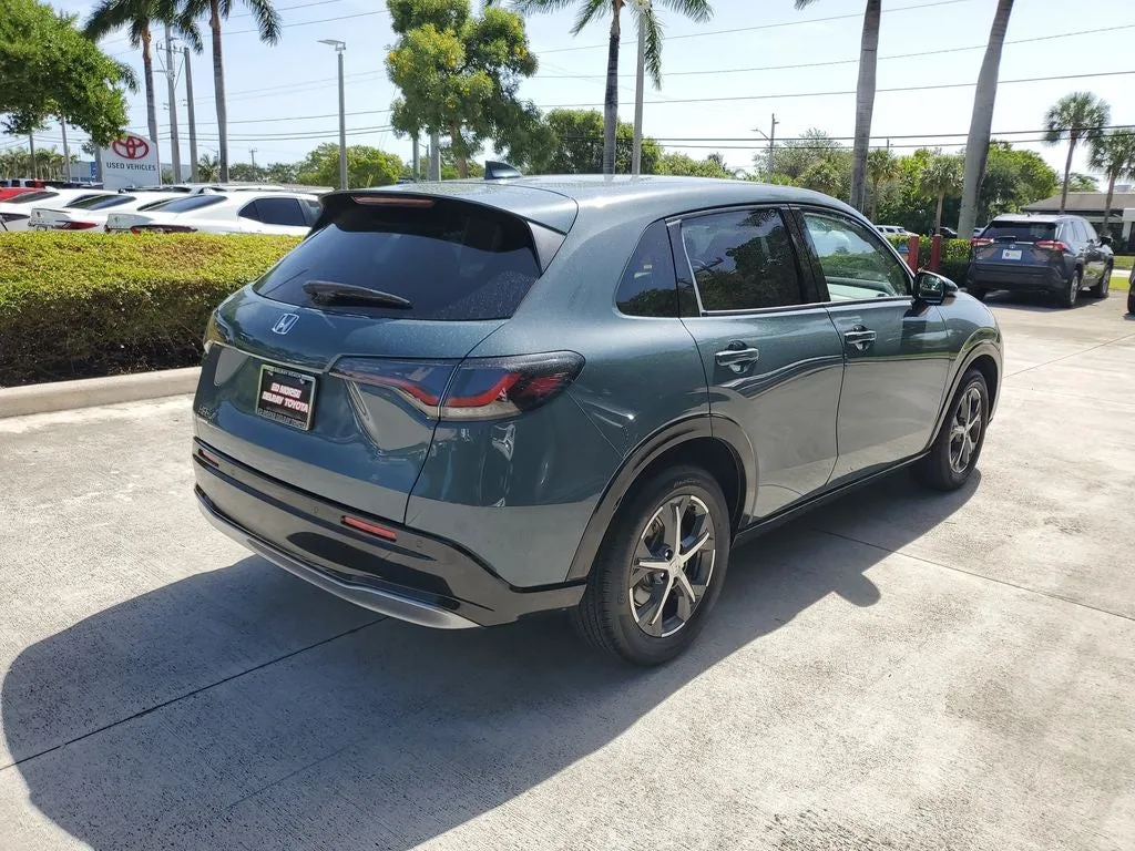 2023 Honda HR-V EX-L photo 4
