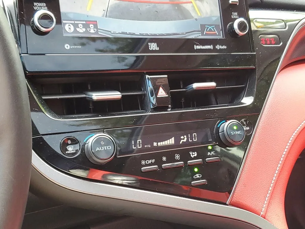 2024 Toyota Camry XSE V6 photo 25