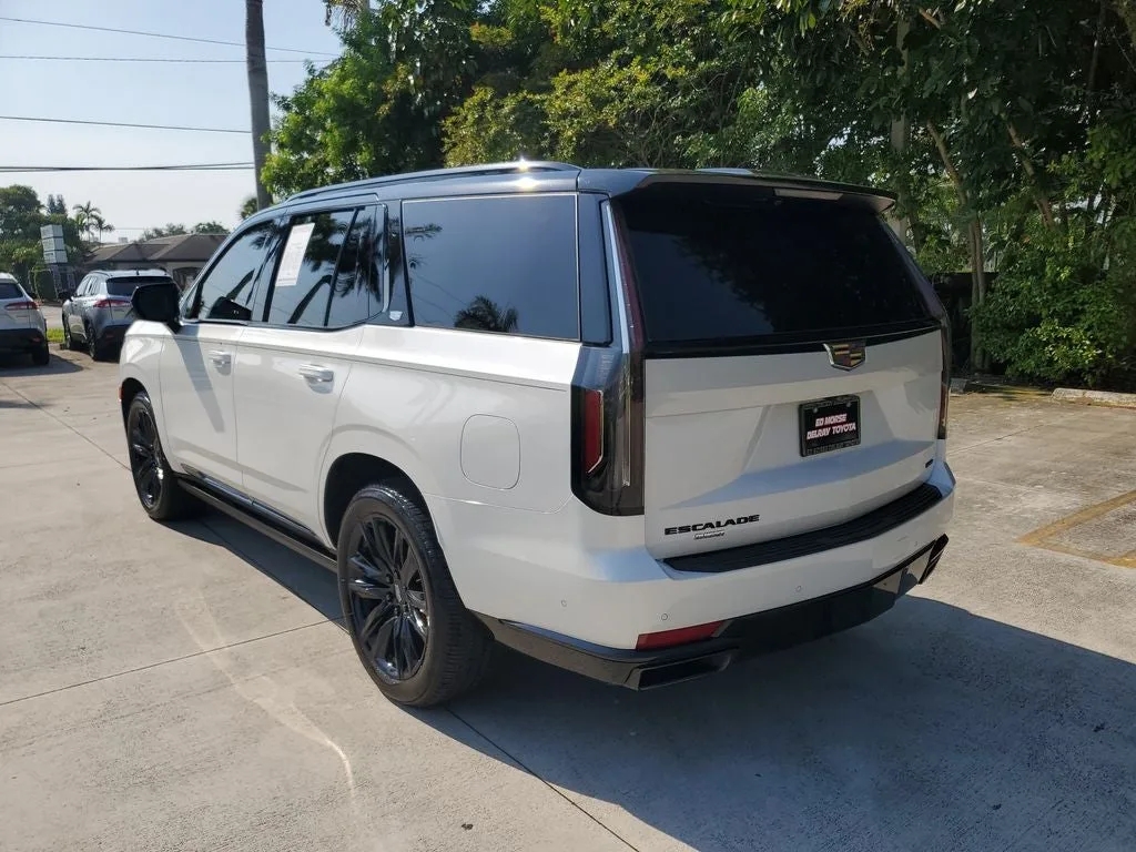 2024 Cadillac Escalade Sport Platinum photo 6