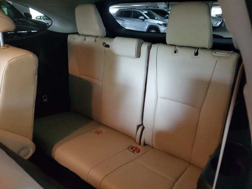 2023 Toyota Highlander XLE photo 13