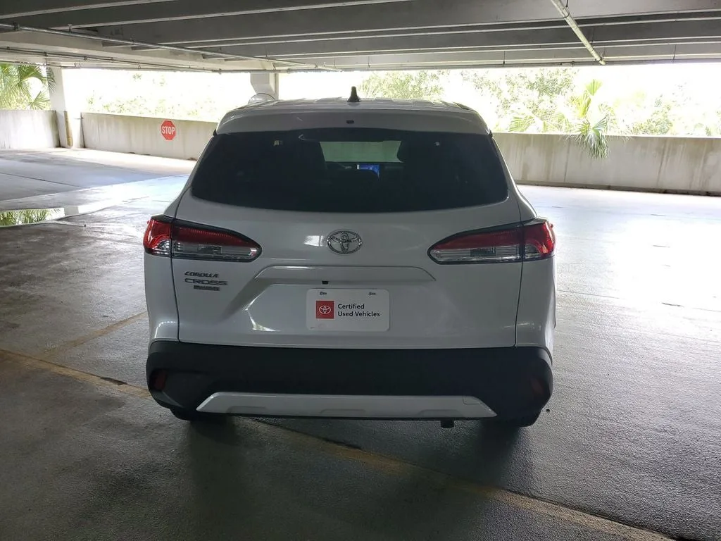 2025 Toyota Corolla Cross L photo 5