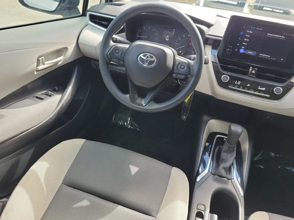 2024 Toyota Corolla LE photo 15