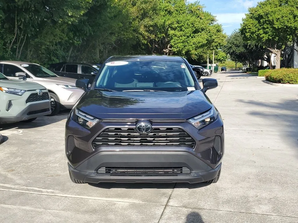 2024 Toyota RAV4 LE photo 2