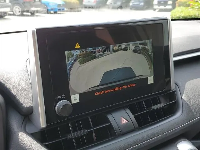 2024 Toyota RAV4 Hybrid LE photo 27