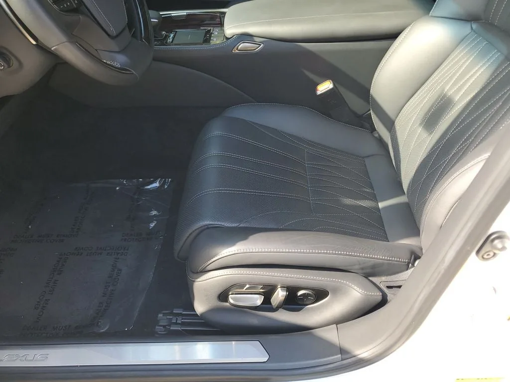 2018 Lexus LS 500 Base photo 20