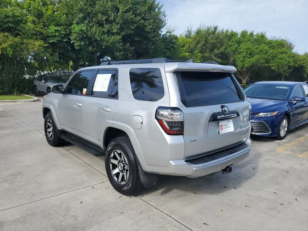 2021 Toyota 4Runner TRD Off-Road Premium photo 6