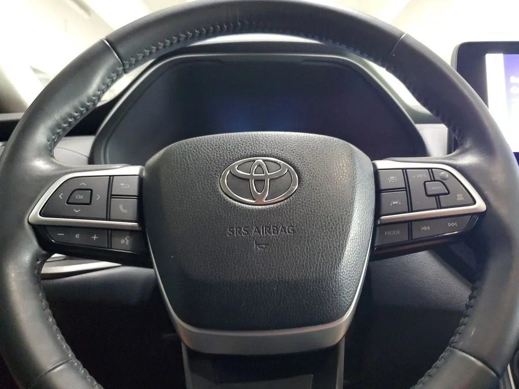 2024 Toyota Grand Highlander XLE photo 23
