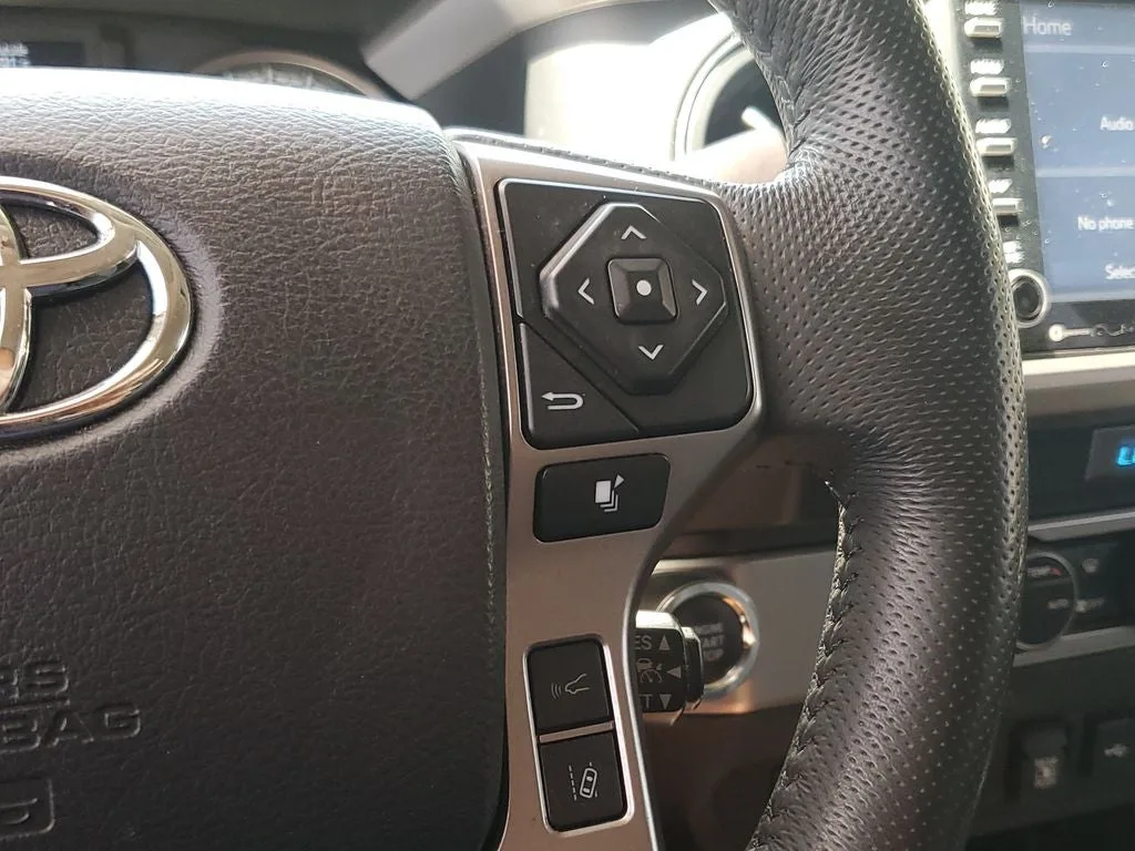 2023 Toyota Tacoma SR5 V6 photo 25