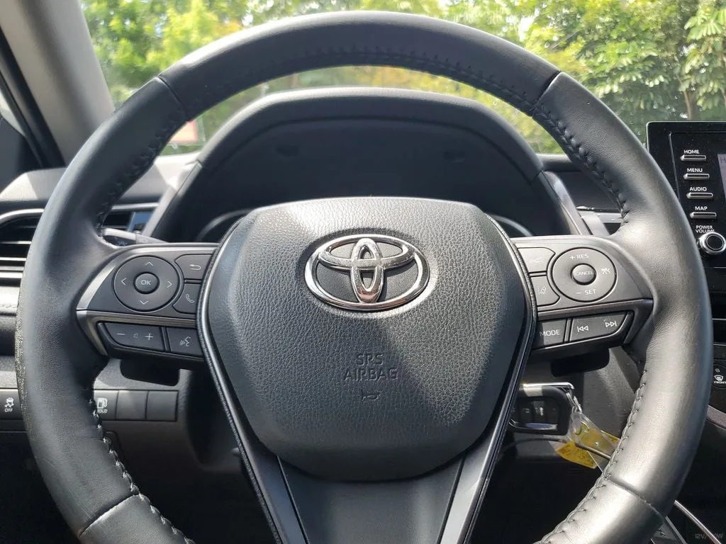 2023 Toyota Camry SE photo 21