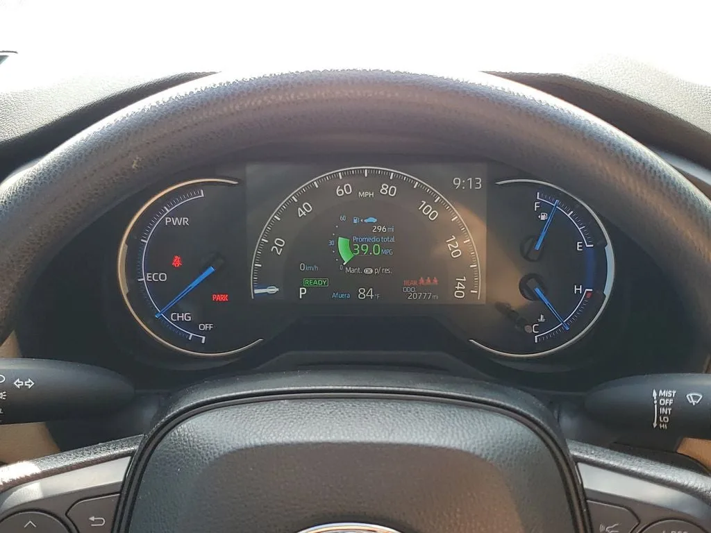 2025 Toyota RAV4 Hybrid LE photo 24