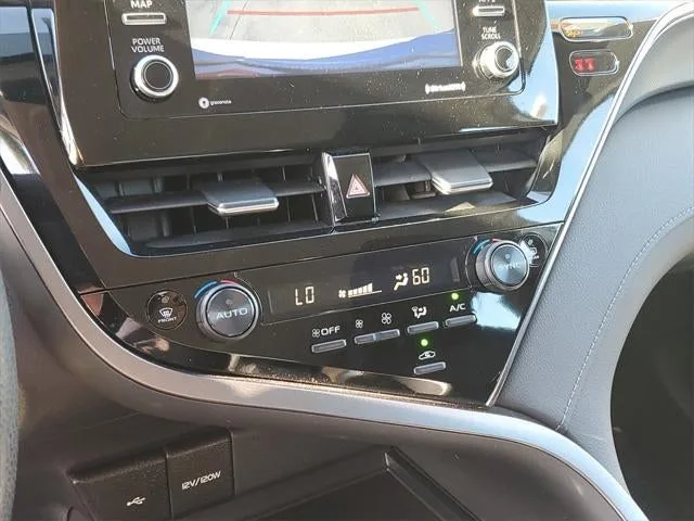 2023 Toyota Camry LE photo 29