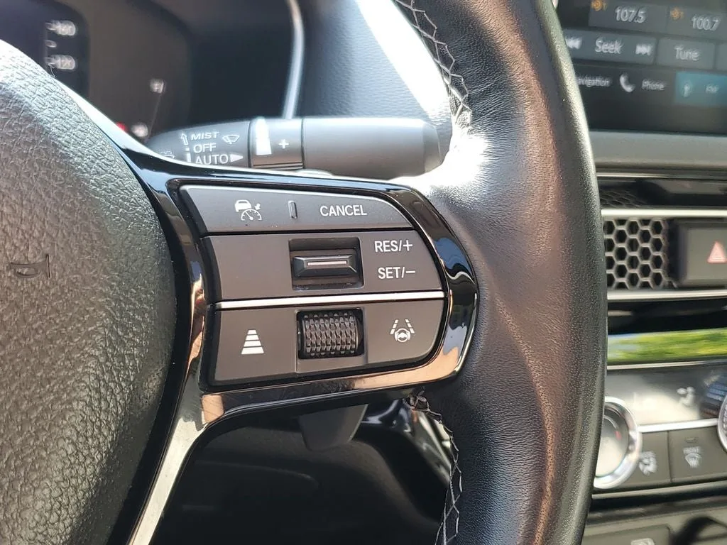 2024 Honda Civic Touring photo 25