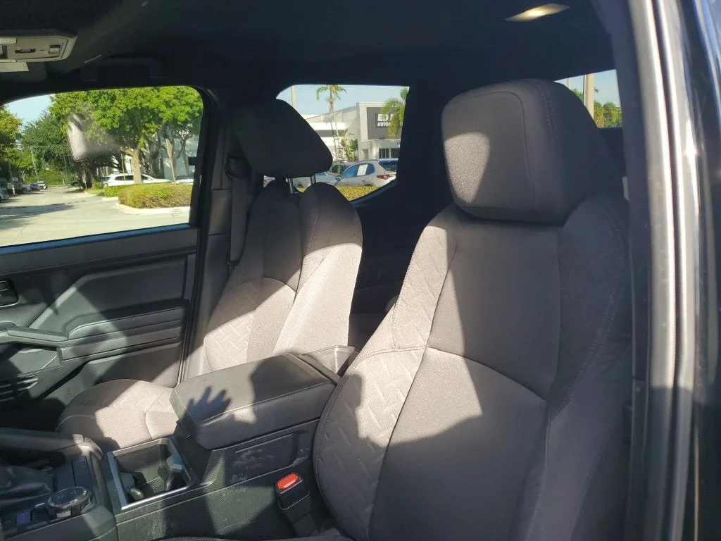 2024 Toyota Tacoma SR5 photo 19