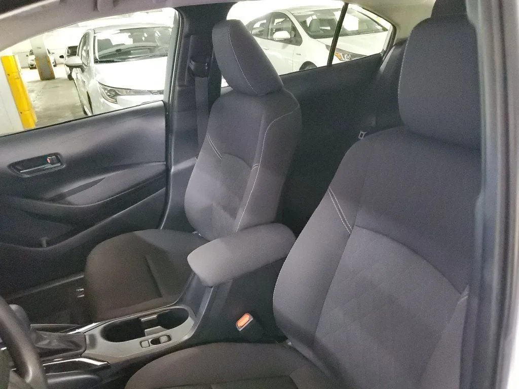 2024 Toyota Corolla Hybrid LE photo 16