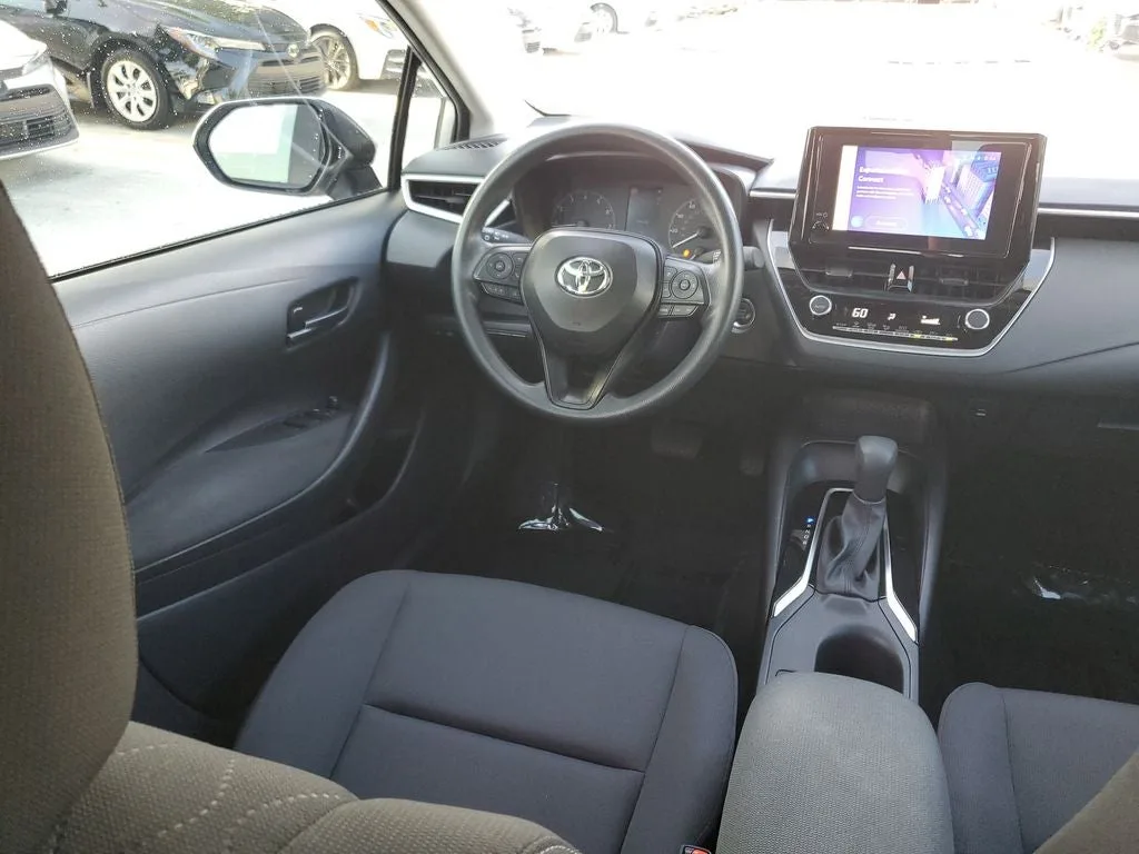 2025 Toyota Corolla LE photo 14
