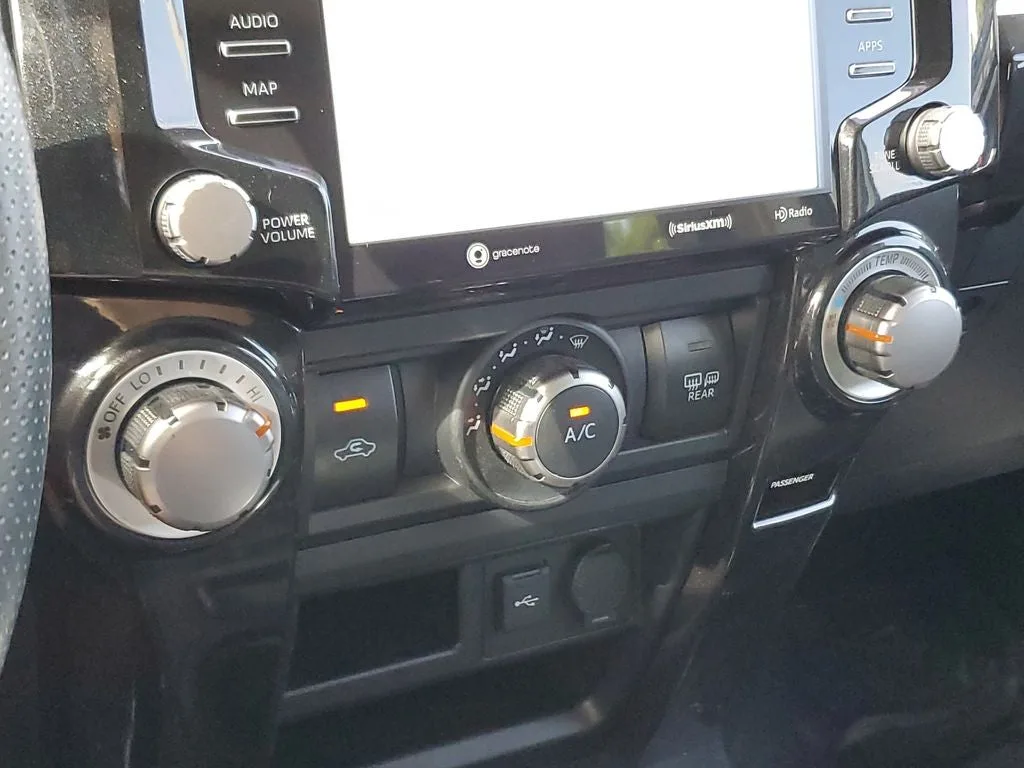 2021 Toyota 4Runner TRD Off-Road Premium photo 28