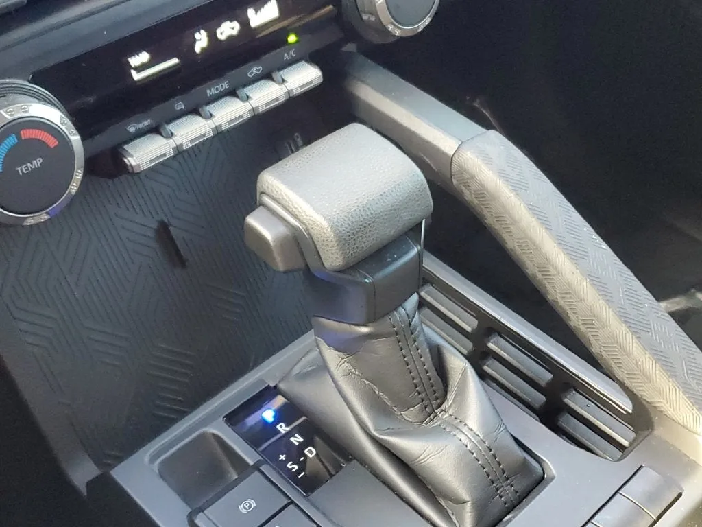 2024 Toyota Tacoma SR5 photo 29