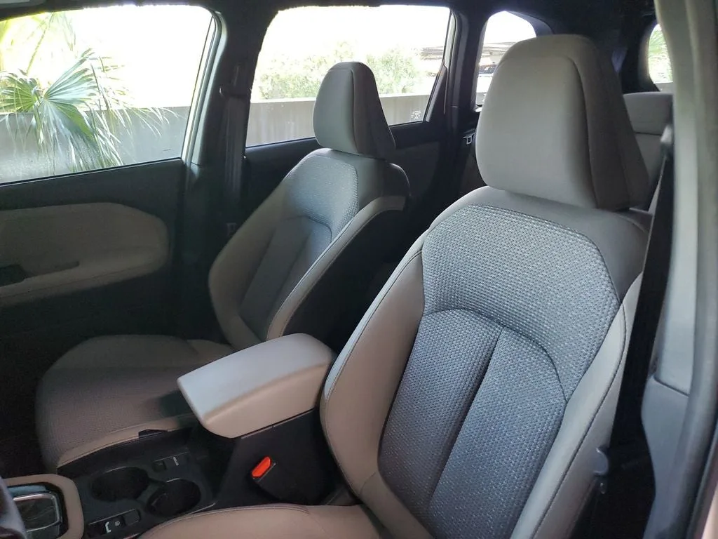 2025 Subaru Forester Premium photo 19
