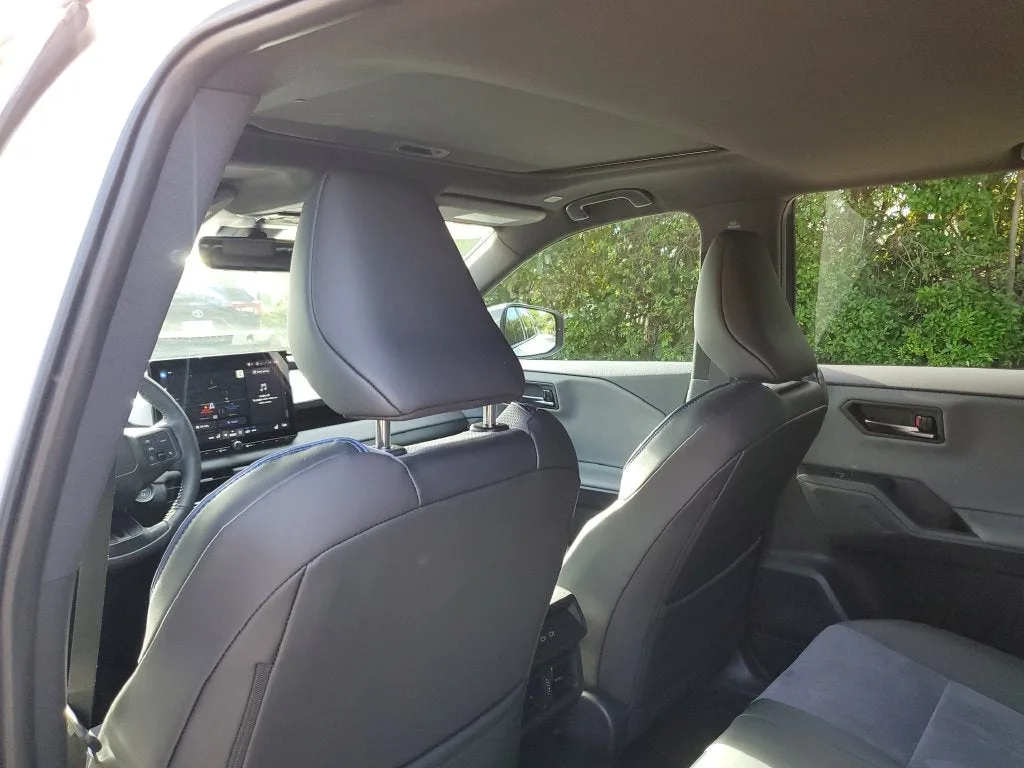 2026 Toyota RAV4 XSE photo 14