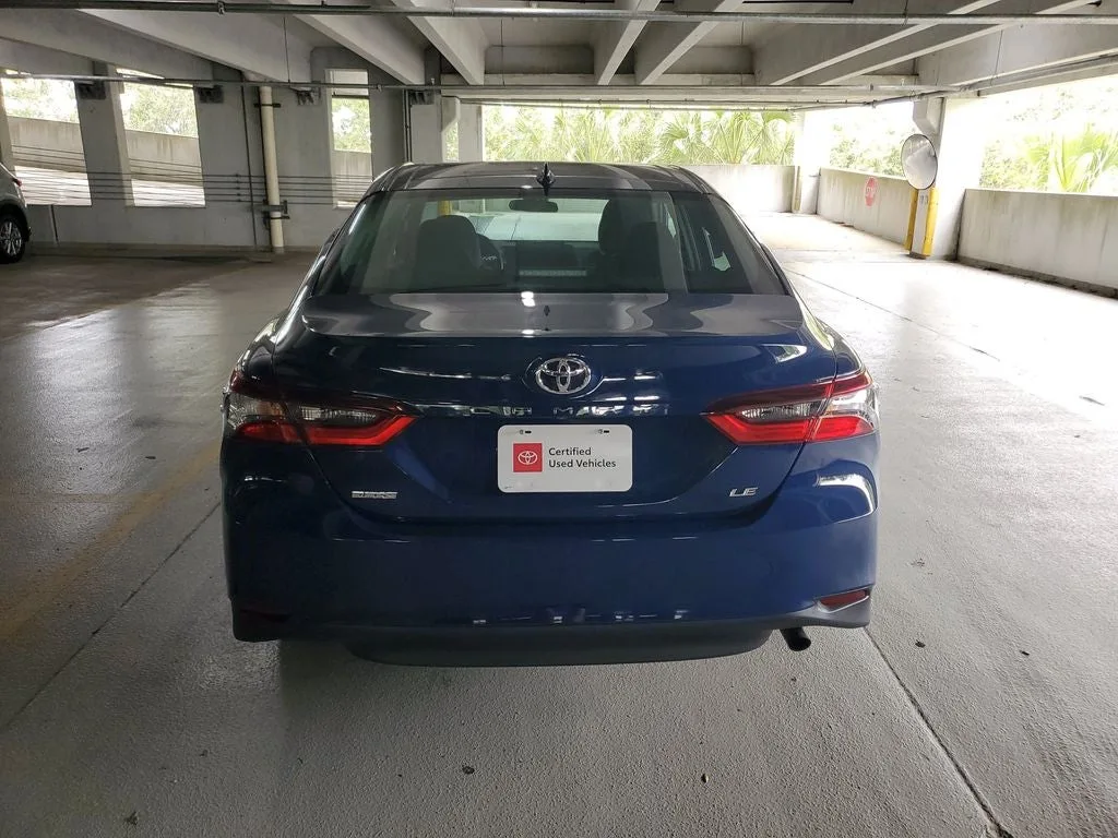 2023 Toyota Camry LE photo 5