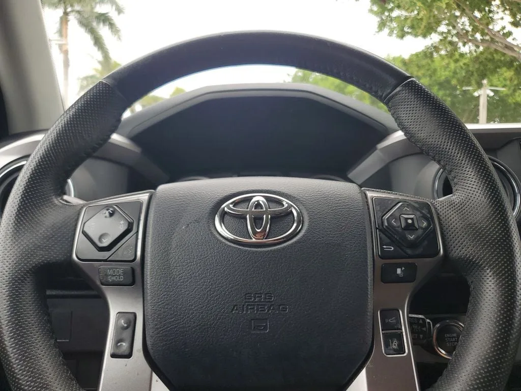 2023 Toyota Tacoma SR5 V6 photo 21