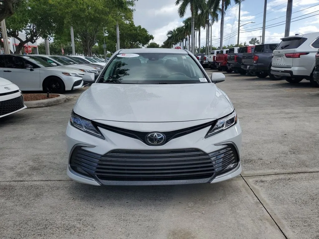 2024 Toyota Camry LE photo 2