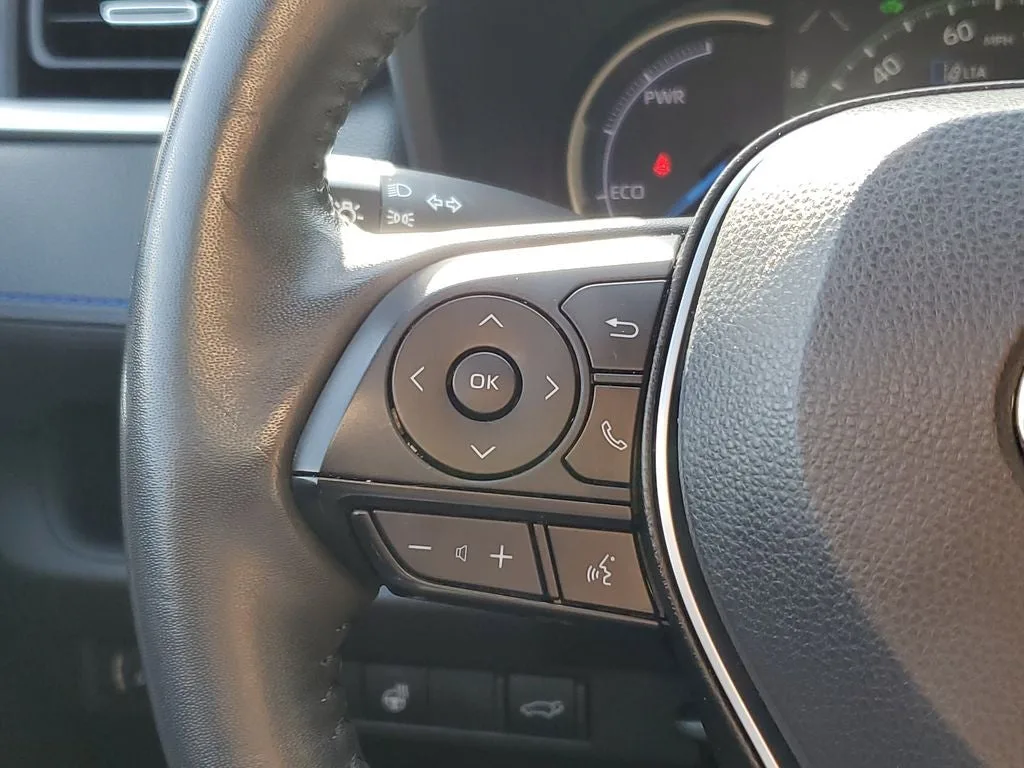 2023 Toyota RAV4 Hybrid XSE photo 25