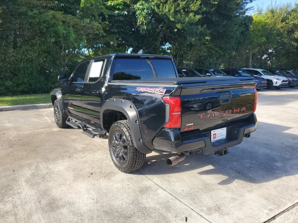 2024 Toyota Tacoma SR5 photo 6