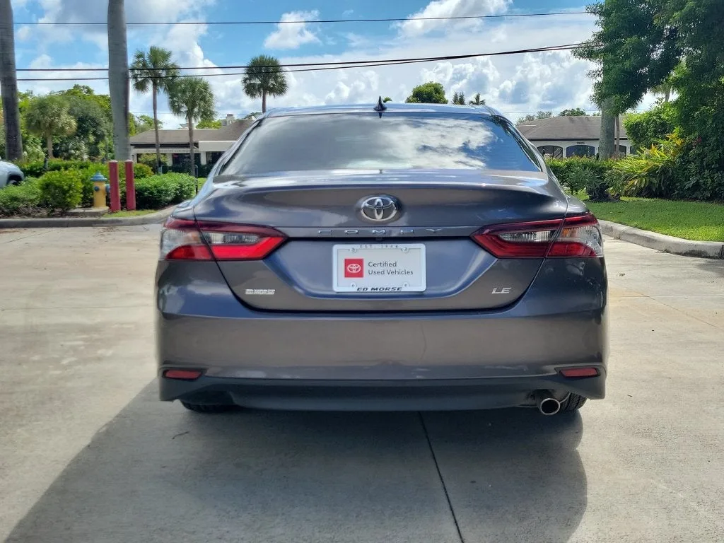 2023 Toyota Camry LE photo 5