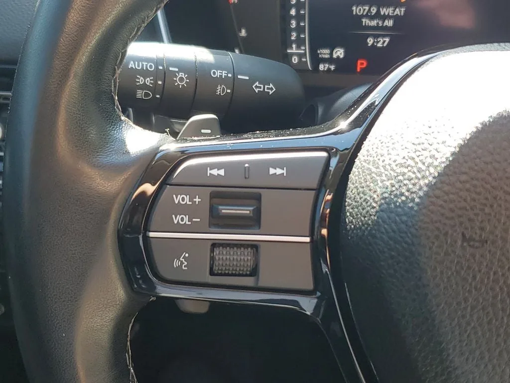 2024 Honda Civic Touring photo 24