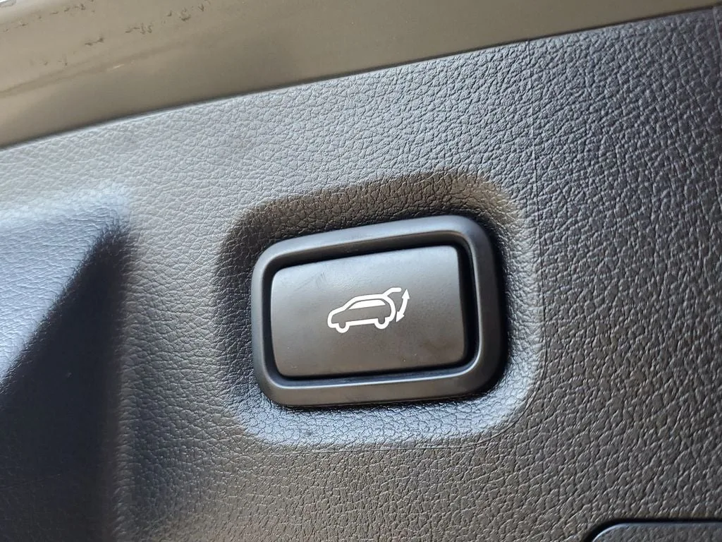 2023 Hyundai Santa Fe SEL photo 10
