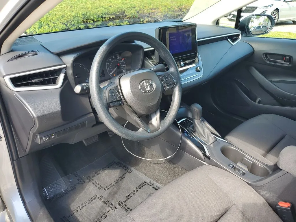 2024 Toyota Corolla LE photo 22