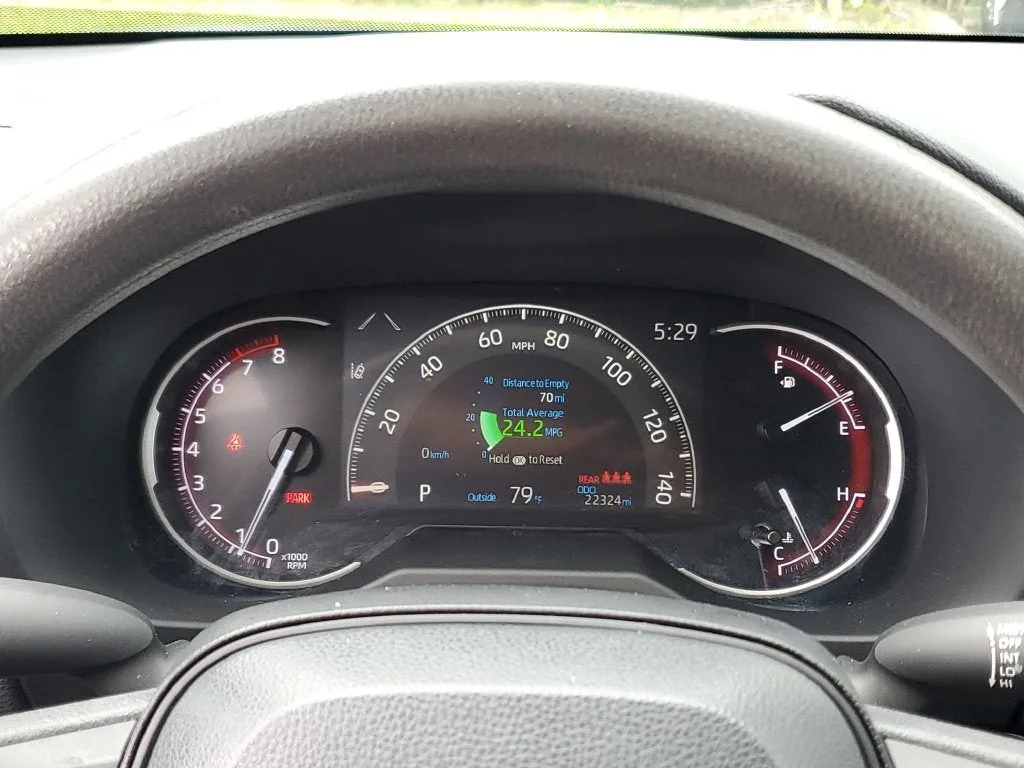 2024 Toyota RAV4 LE photo 25