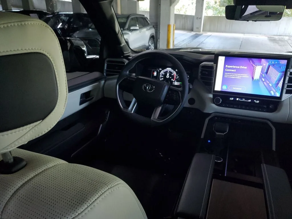 2025 Toyota Sequoia Capstone photo 16