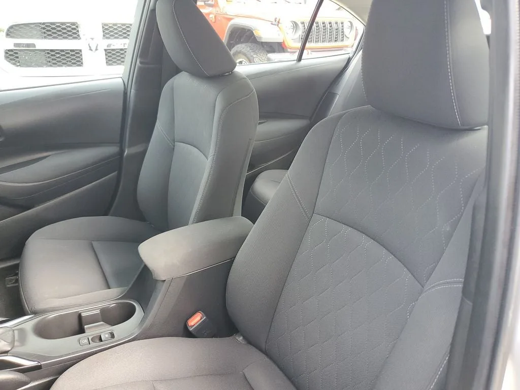 2024 Toyota Corolla LE photo 18