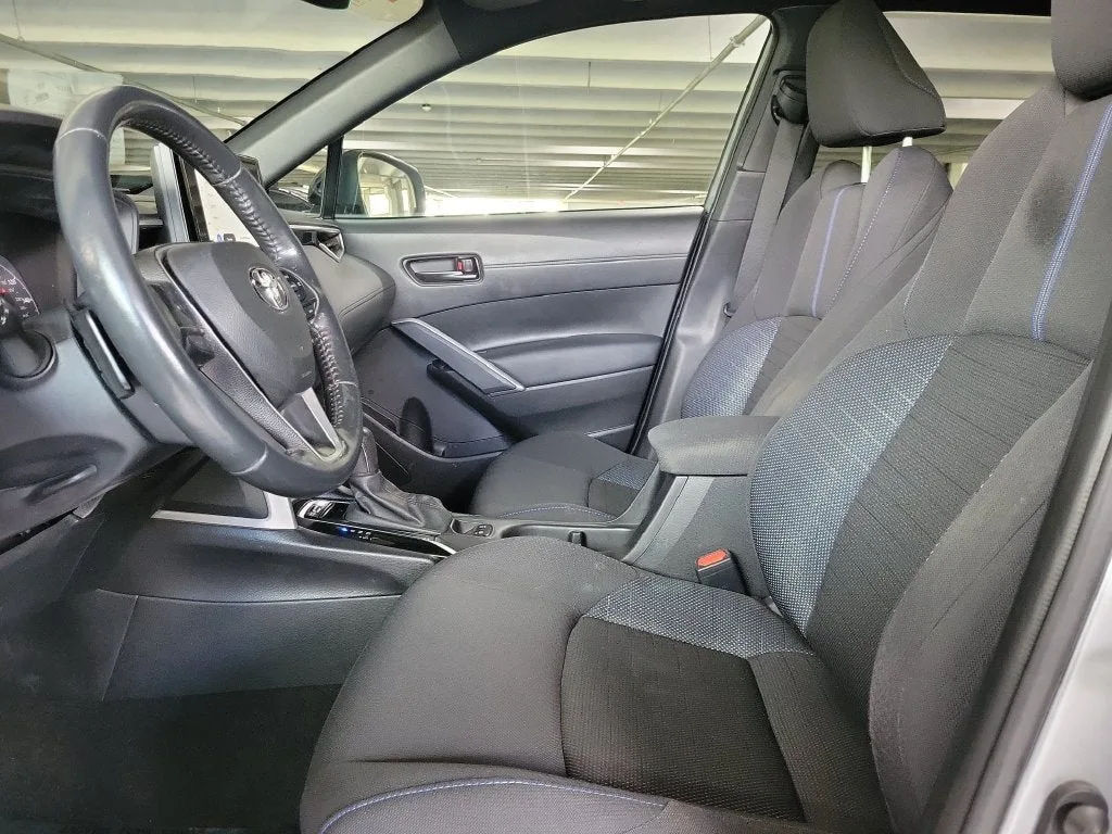 2024 Toyota Corolla Cross Hybrid SE photo 20
