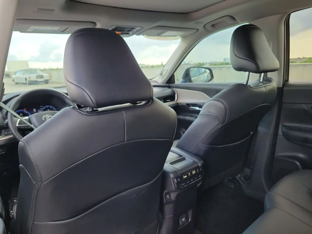 2025 Toyota Grand Highlander Hybrid Limited photo 15