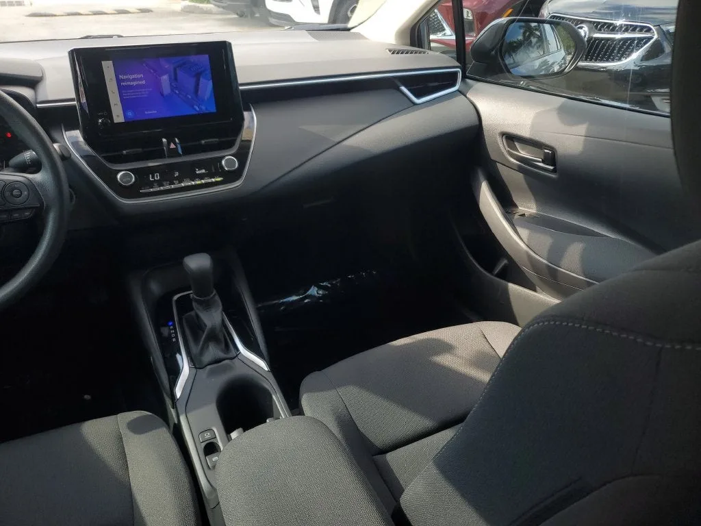2024 Toyota Corolla LE photo 16