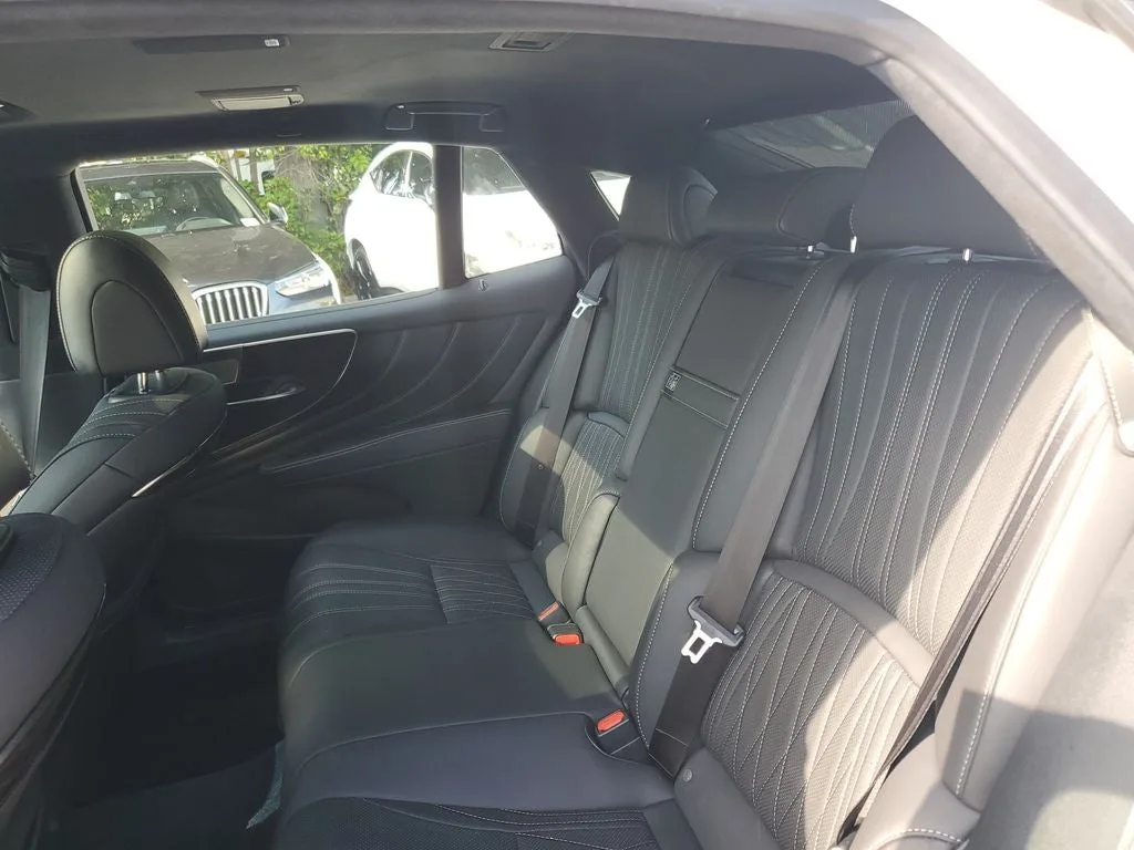 2018 Lexus LS 500 Base photo 11