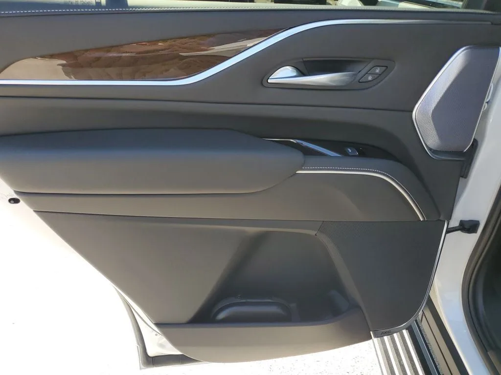 2024 Cadillac Escalade Sport Platinum photo 12