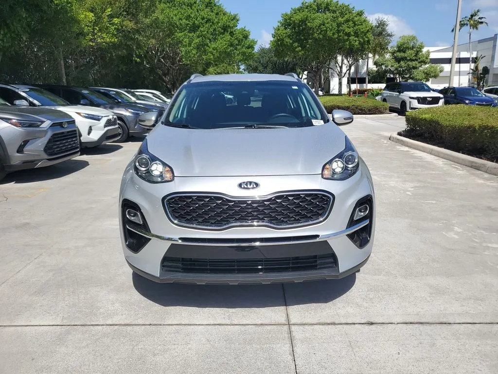 2021 Kia Sportage EX photo 2
