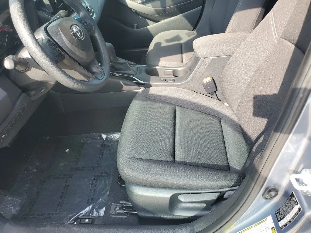 2024 Toyota Corolla LE photo 20