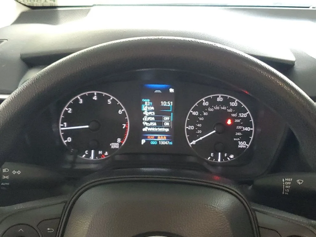 2024 Toyota Corolla LE photo 25