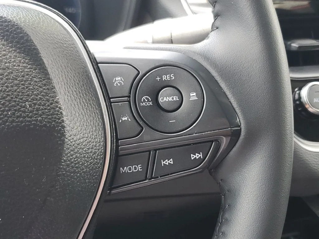2026 Toyota Corolla SE photo 24