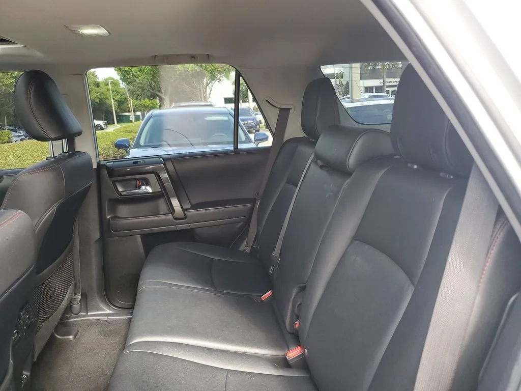 2021 Toyota 4Runner TRD Off-Road Premium photo 11